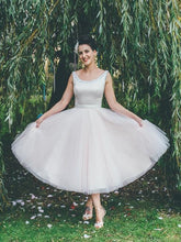 Delicate Scoop Neck Tea Length Vintage 1950s Wedding Dress,Barn Wedding Dresses,20110640-Dolly Gown